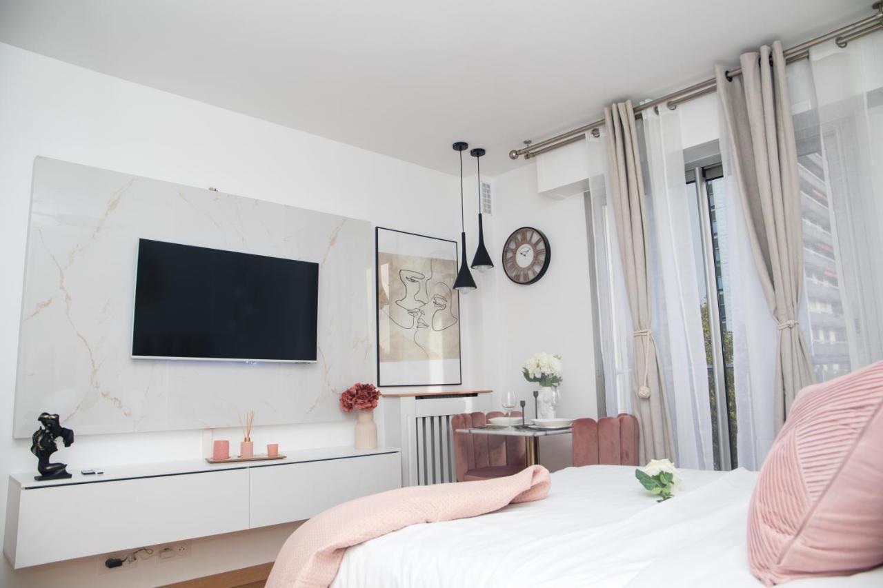 Paris' Premium Romantic Studio Exterior foto